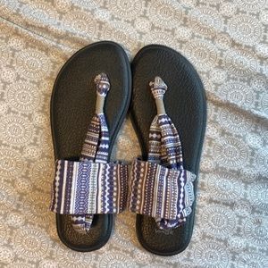 Sanuk sandals
